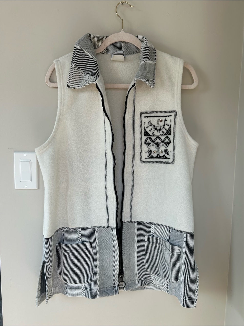 CANADA MADE Vintage cafe au lait fashions polar fleece vest